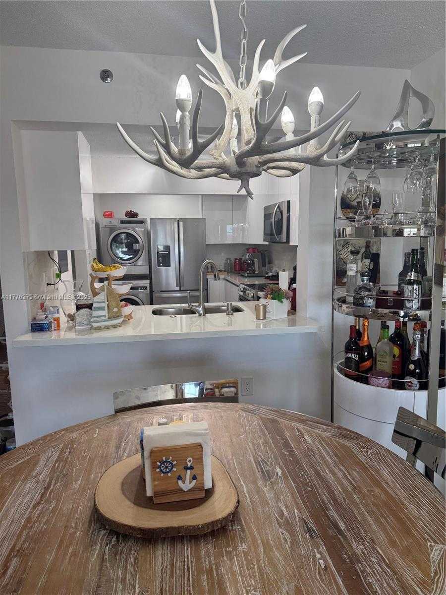 Small Image of 8900 COLLINS AVE #401, Surfside Number 23