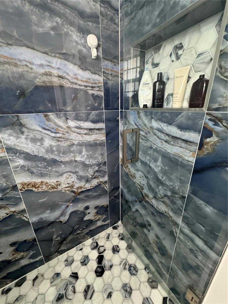 Small Image of 8900 COLLINS AVE #401, Surfside Number 34