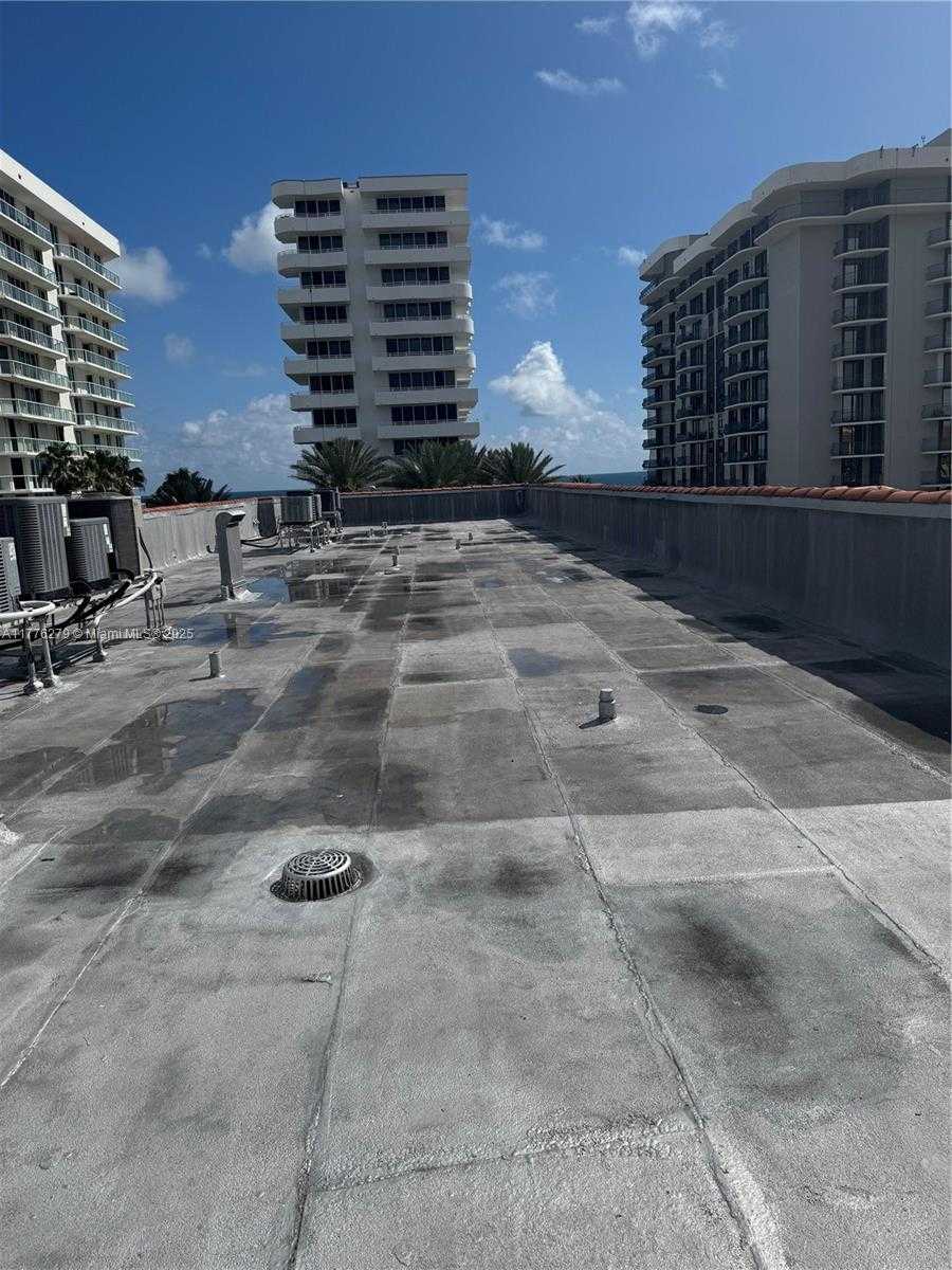 Small Image of 8900 COLLINS AVE #401, Surfside Number 39