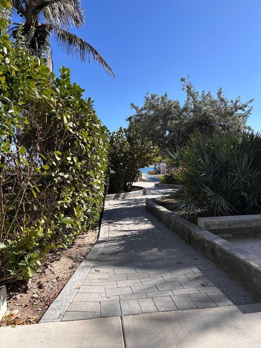 Small Image of 8900 COLLINS AVE #401, Surfside Number 41