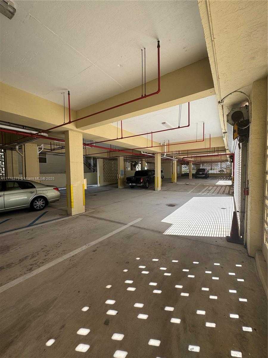 Small Image of 8900 COLLINS AVE #401, Surfside Number 6