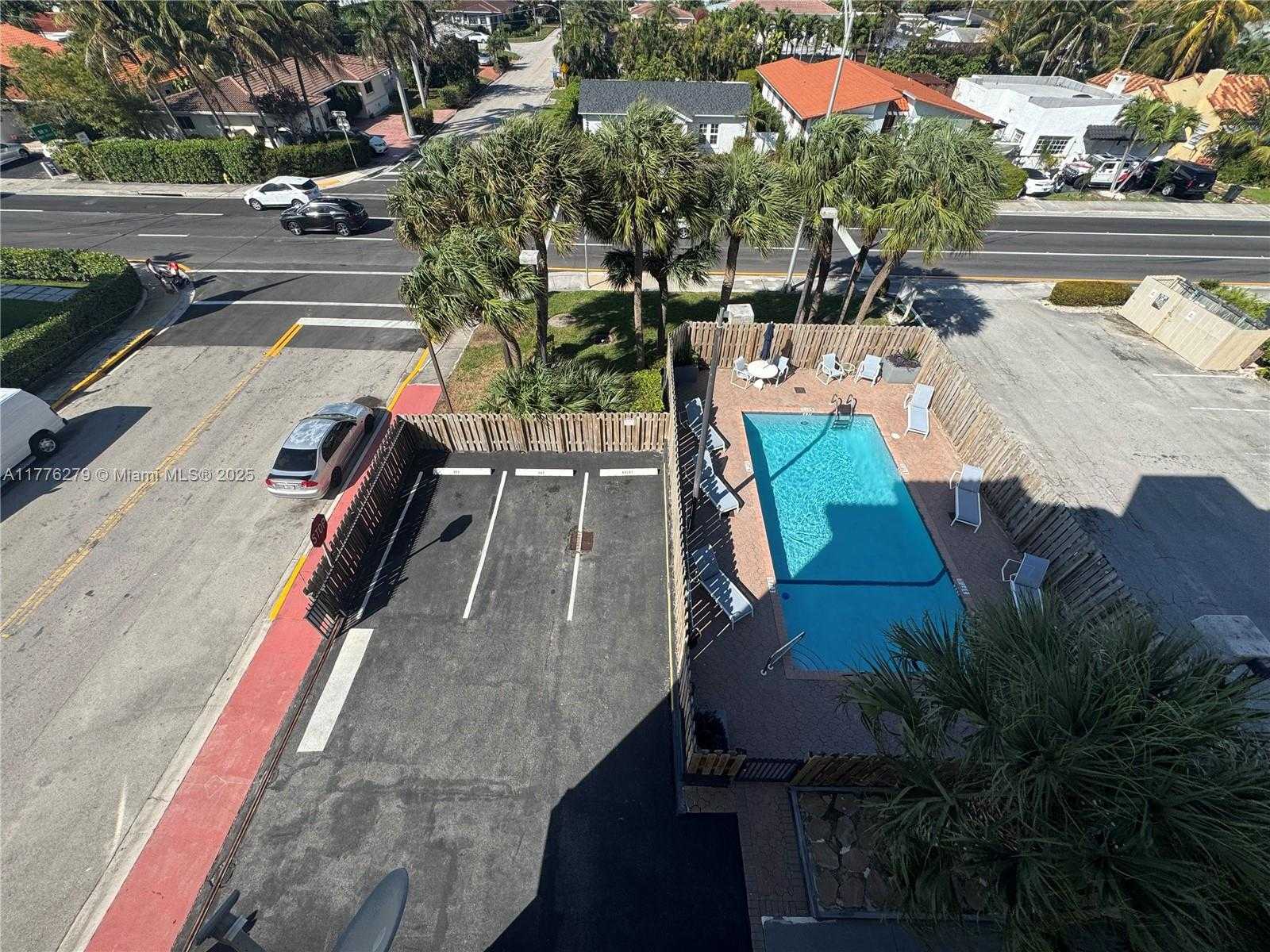 Small Image of 8900 COLLINS AVE #401, Surfside Number 9