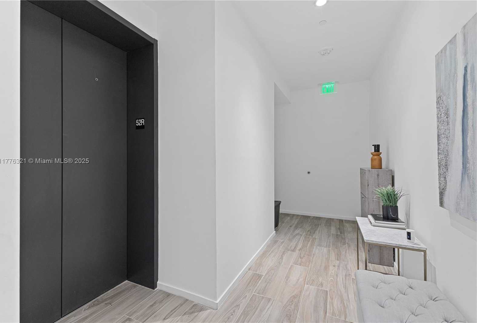 Small Image of 801 SOUTH MIAMI AVE #5209, Miami Number 28