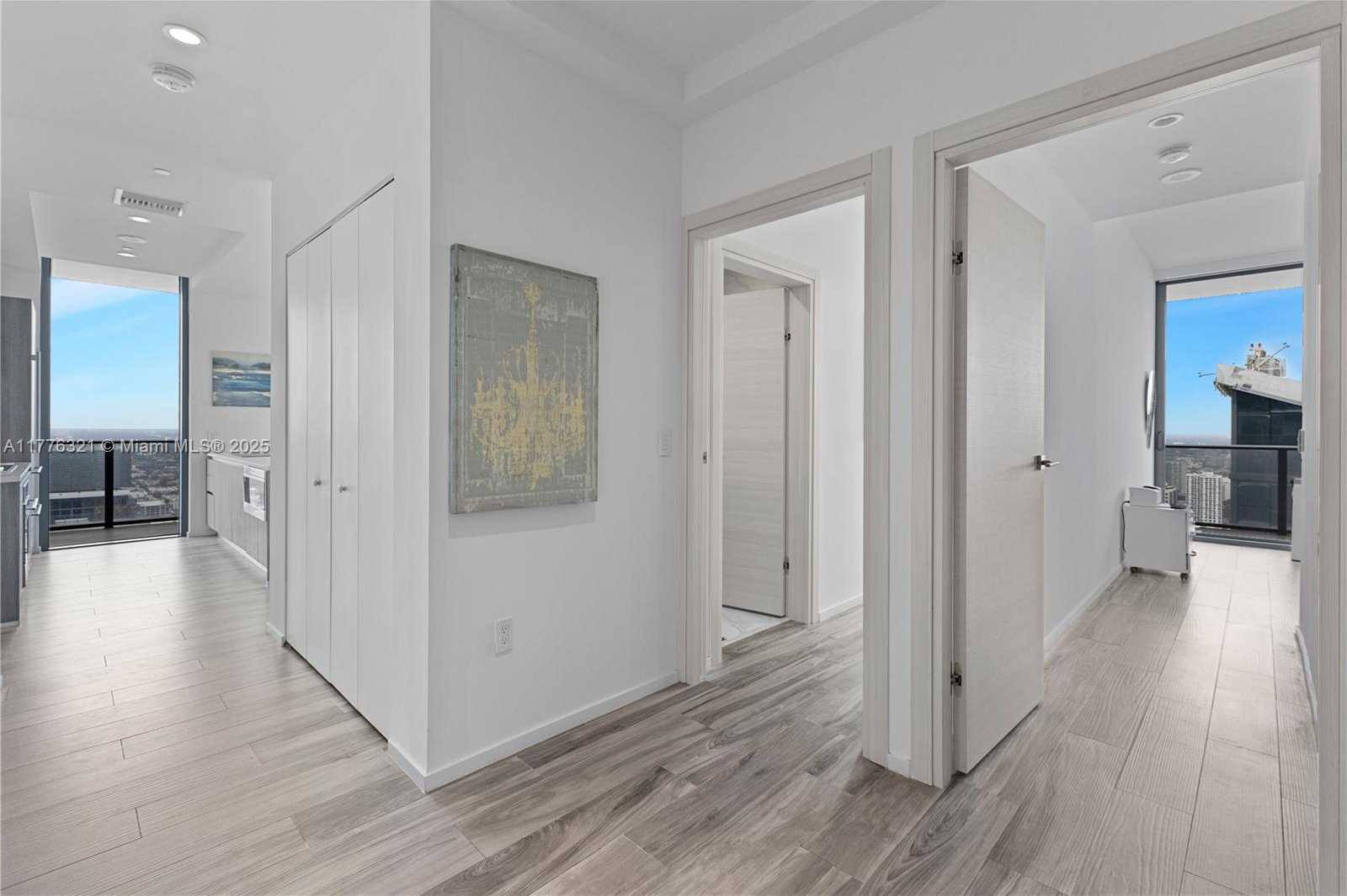 Small Image of 801 SOUTH MIAMI AVE #5209, Miami Number 29