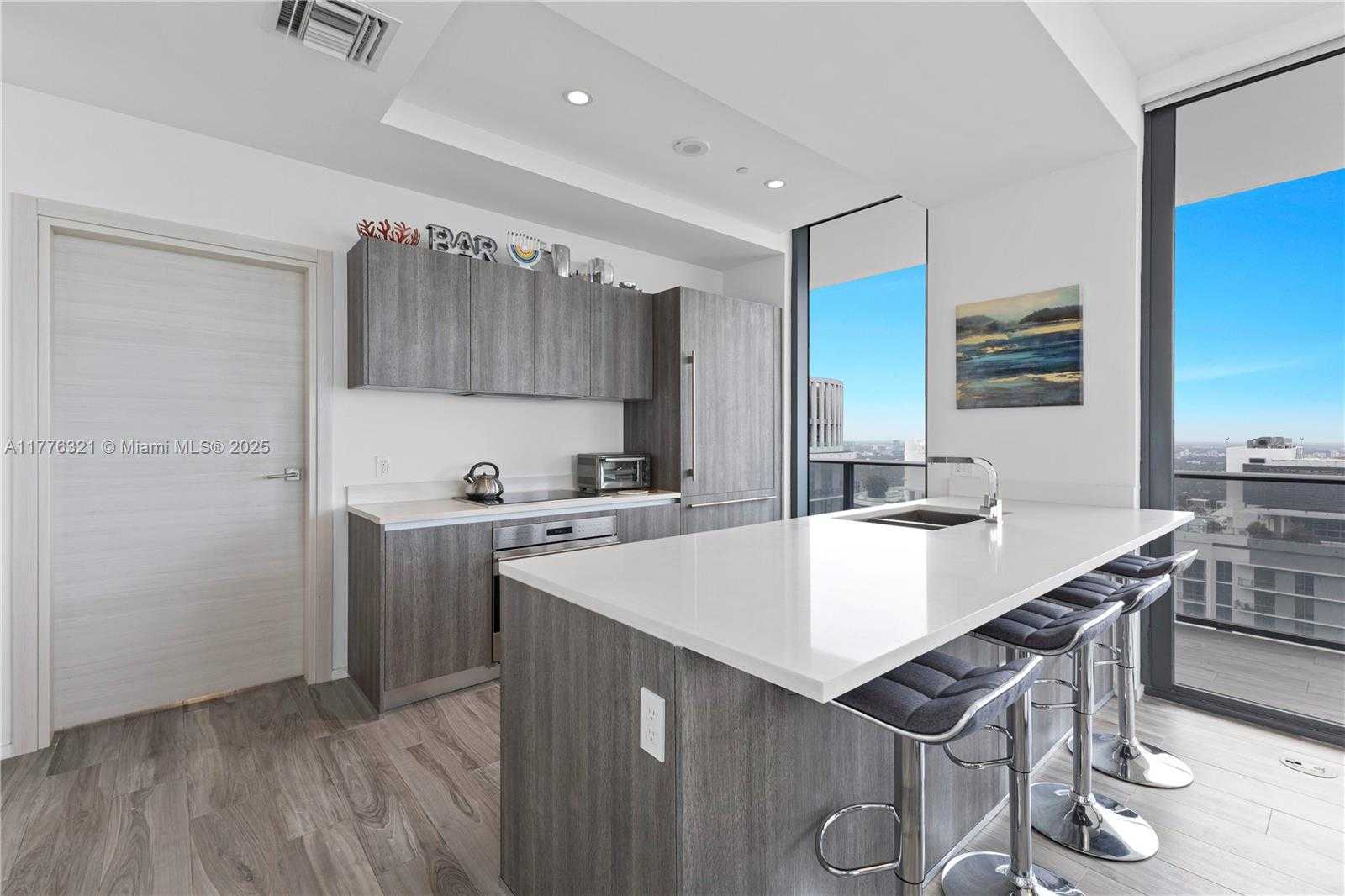 Small Image of 801 SOUTH MIAMI AVE #5209, Miami Number 5