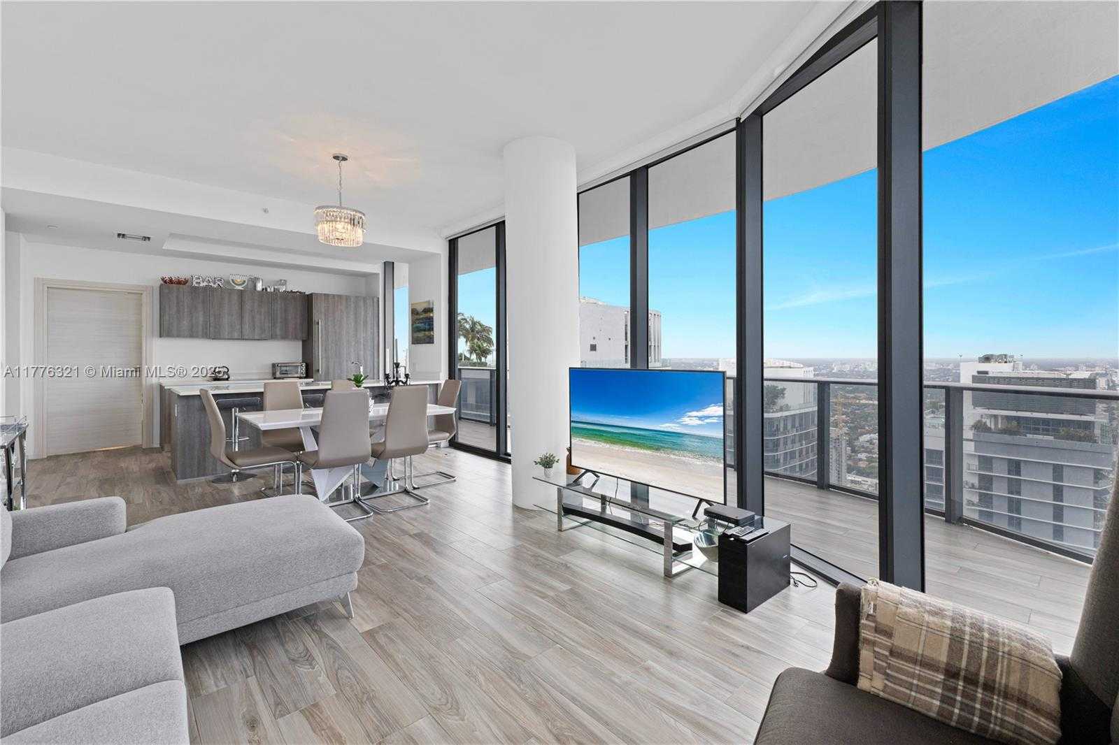 Small Image of 801 SOUTH MIAMI AVE #5209, Miami Number 6