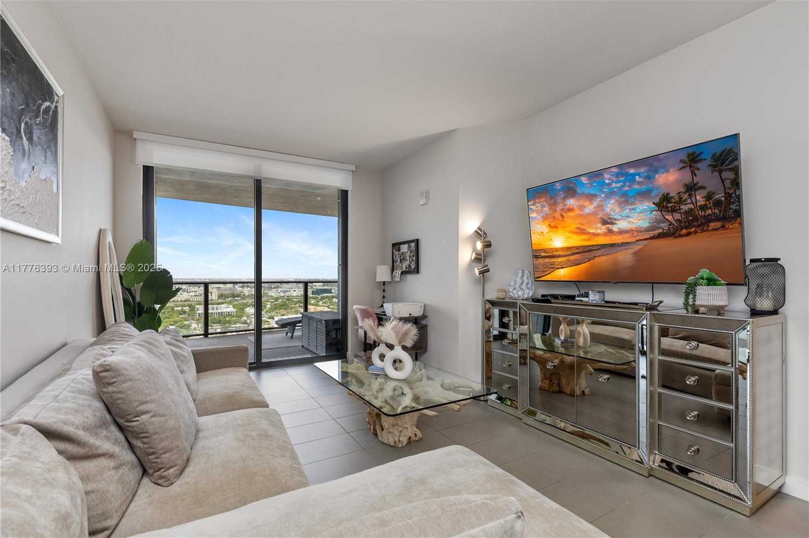 Small Image of 1600 NORTH EAST 1ST AVE #2615, Miami Number 14