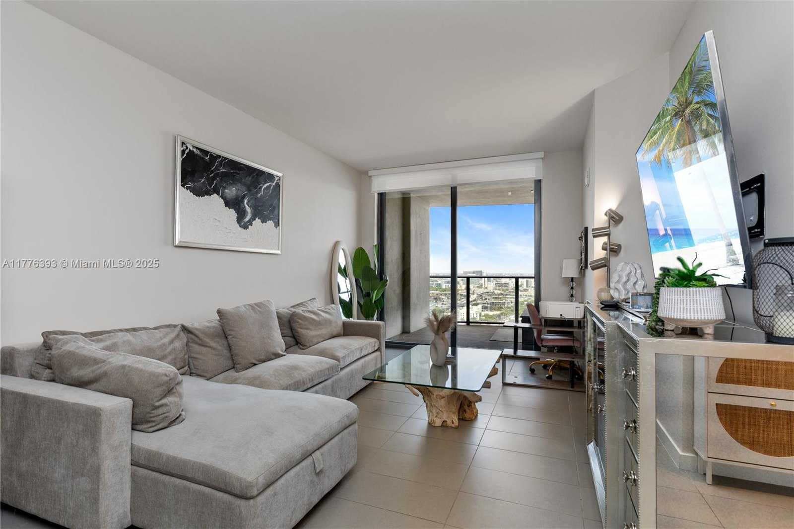 Small Image of 1600 NORTH EAST 1ST AVE #2615, Miami Number 15
