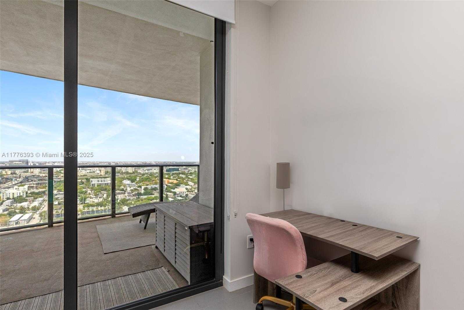 Small Image of 1600 NORTH EAST 1ST AVE #2615, Miami Number 16