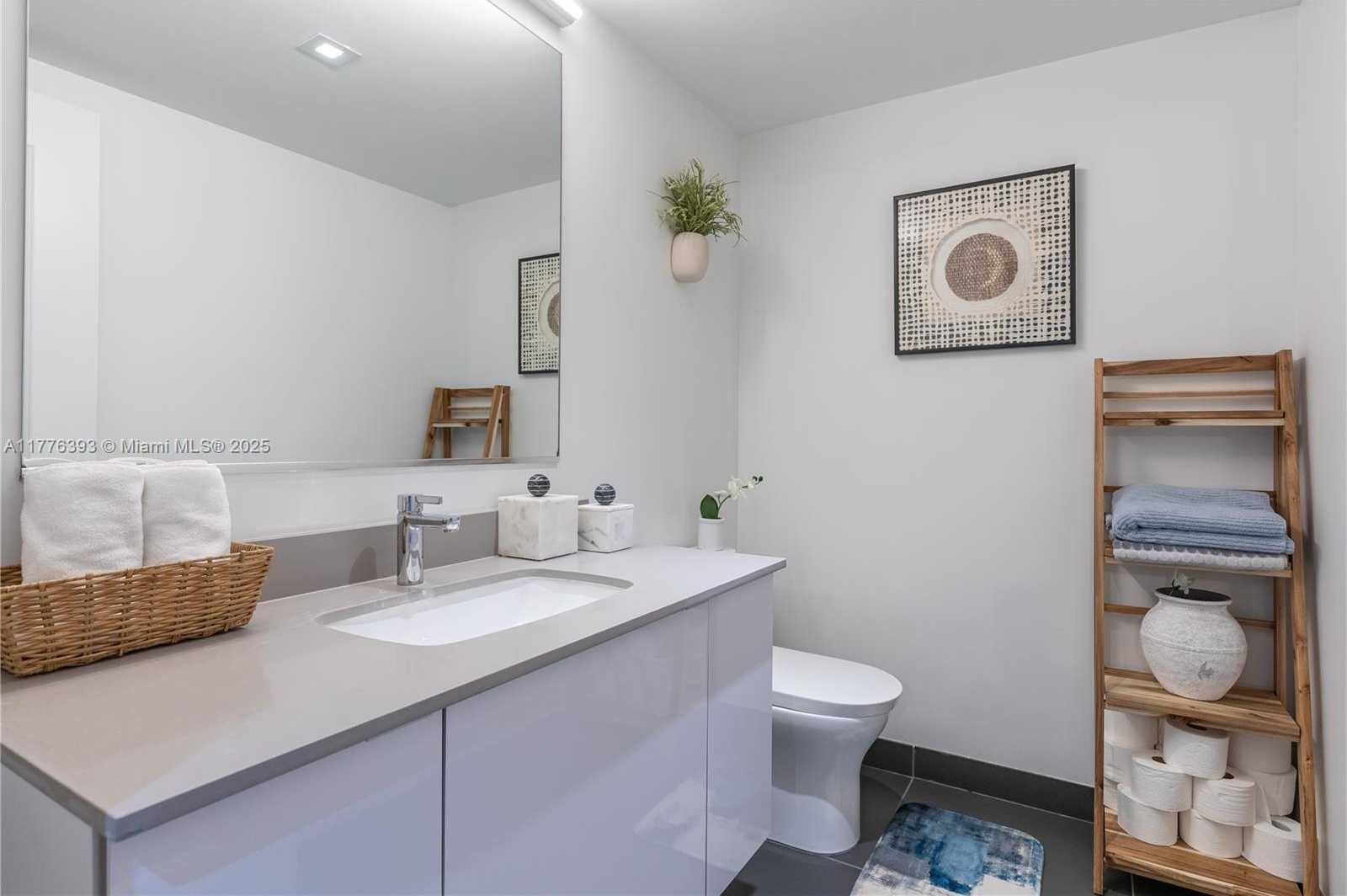 Small Image of 1600 NORTH EAST 1ST AVE #2615, Miami Number 5