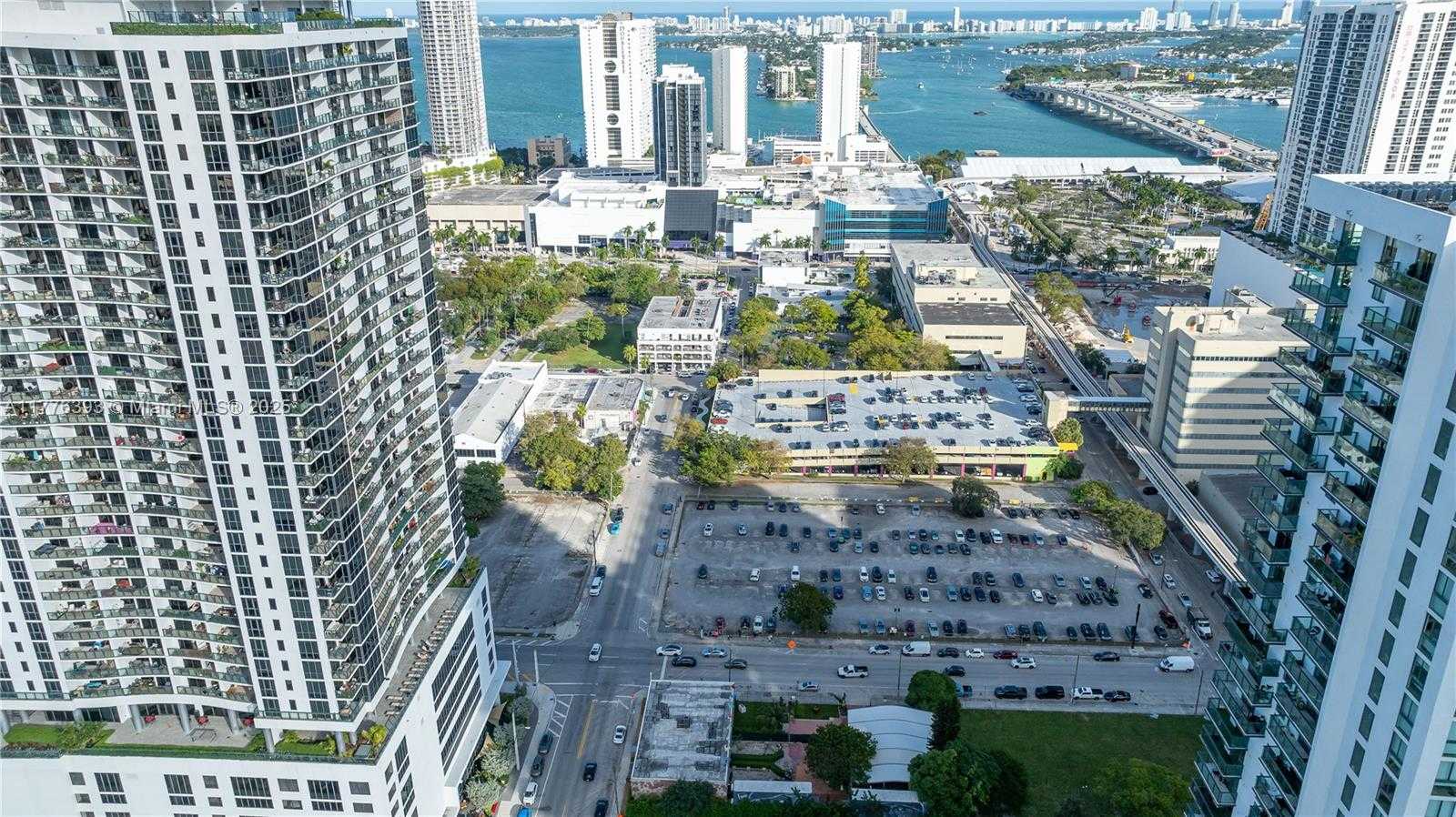 Small Image of 1600 NORTH EAST 1ST AVE #2615, Miami Number 52