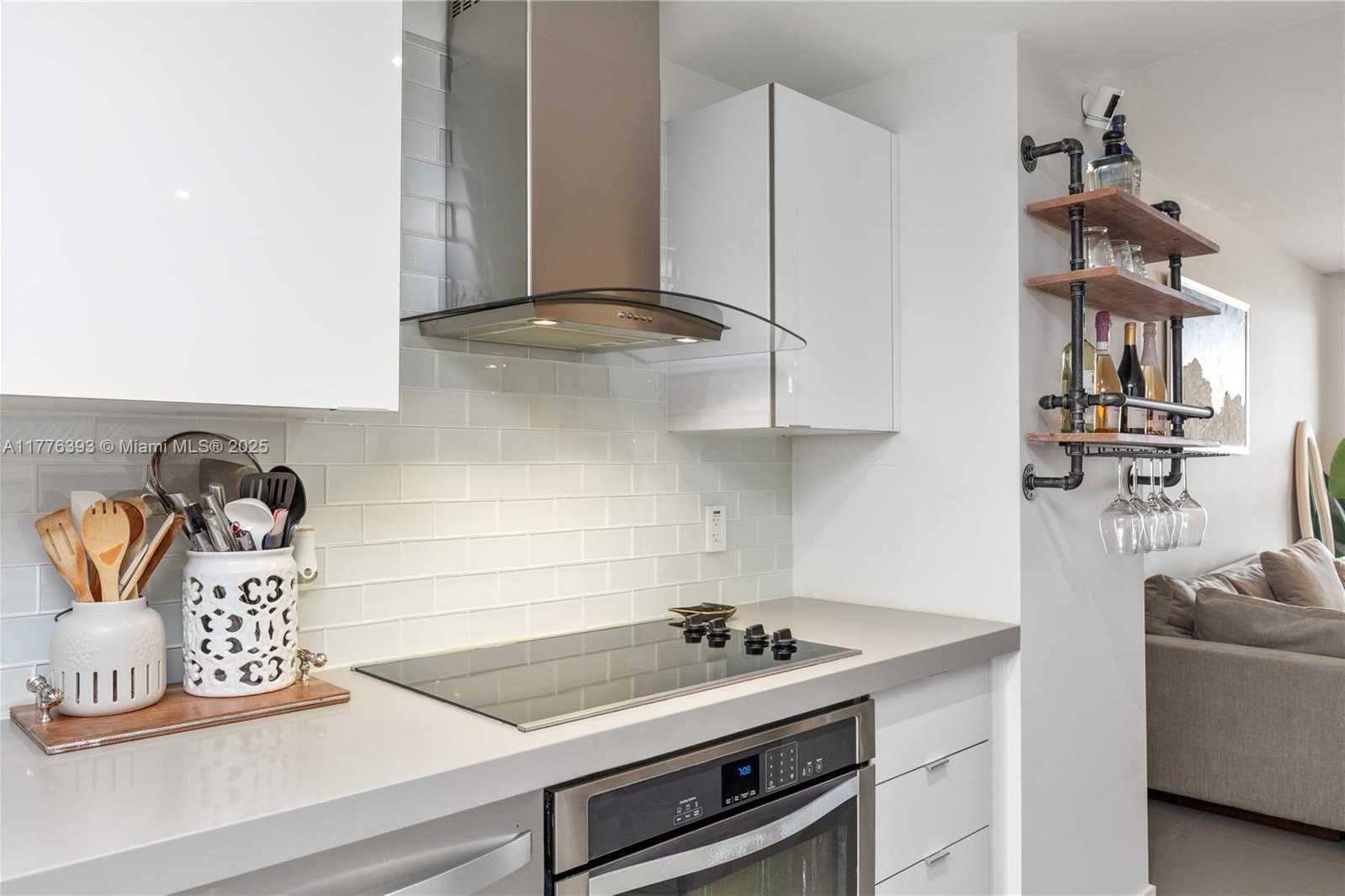 Small Image of 1600 NORTH EAST 1ST AVE #2615, Miami Number 9