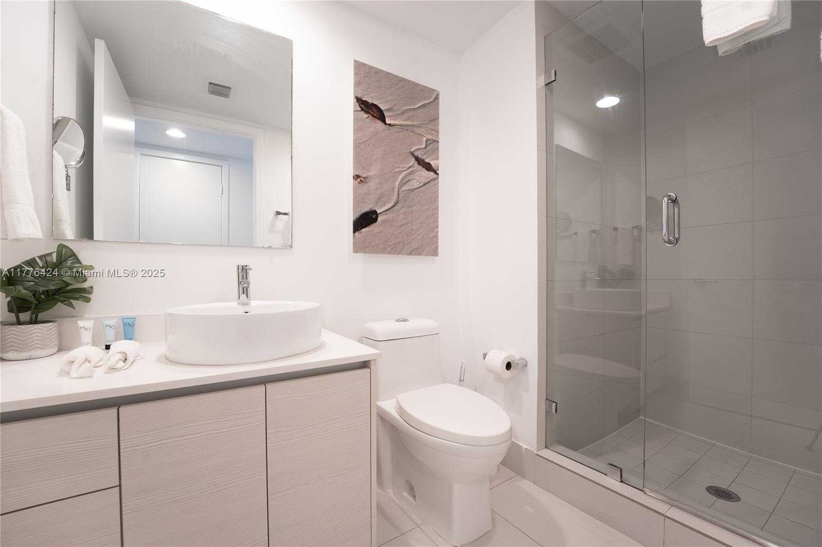 Small Image of 2602 EAST HALLANDALE BEACH BLVD #R1007, Hallandale Beach Number 21