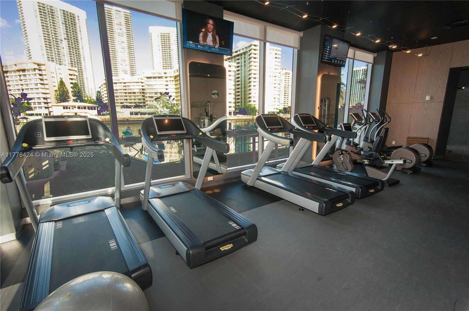 Small Image of 2602 EAST HALLANDALE BEACH BLVD #R1007, Hallandale Beach Number 45