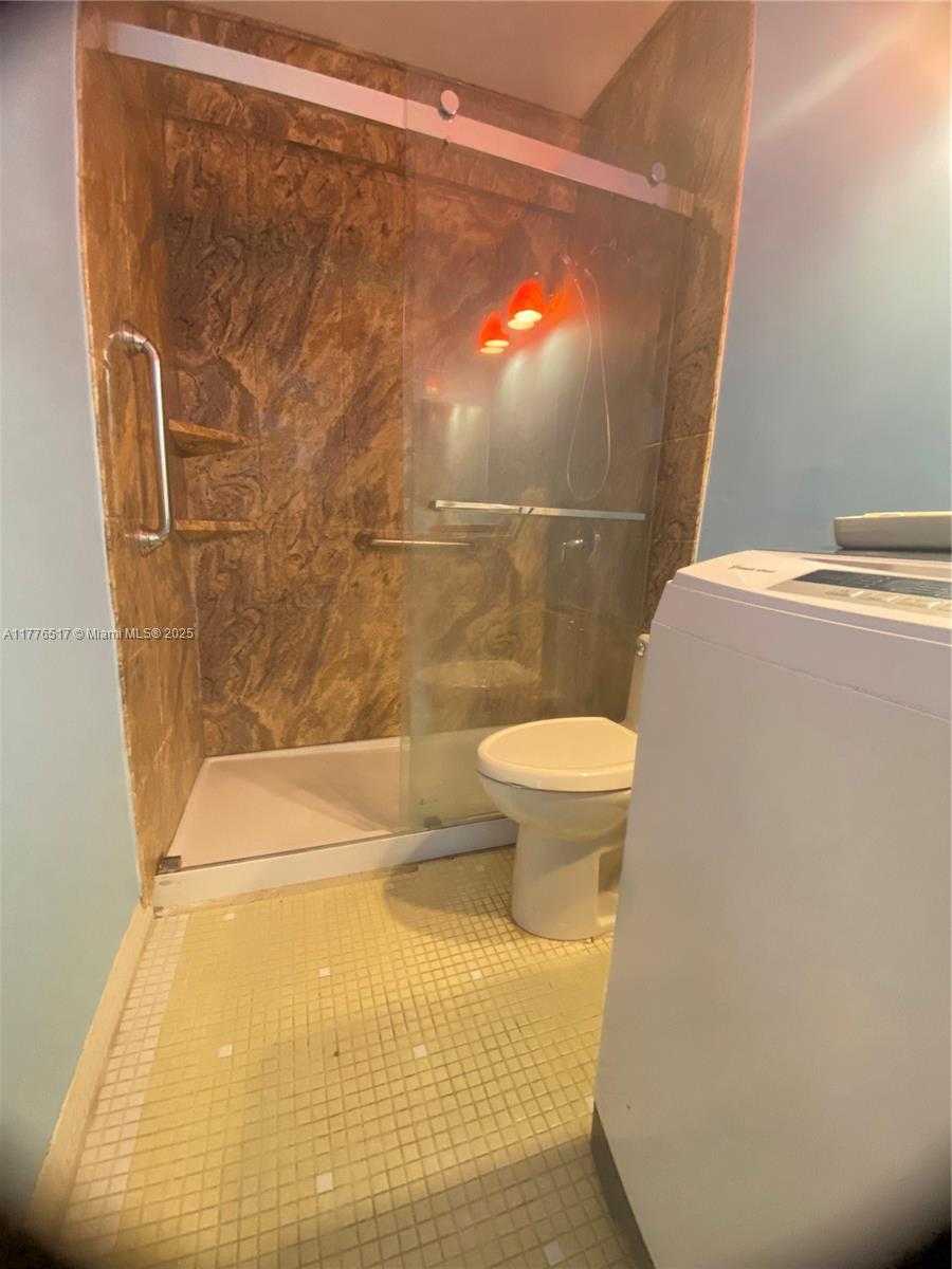 Small Image of 1801 SOUTH SURF RD #2A, Hollywood Number 21