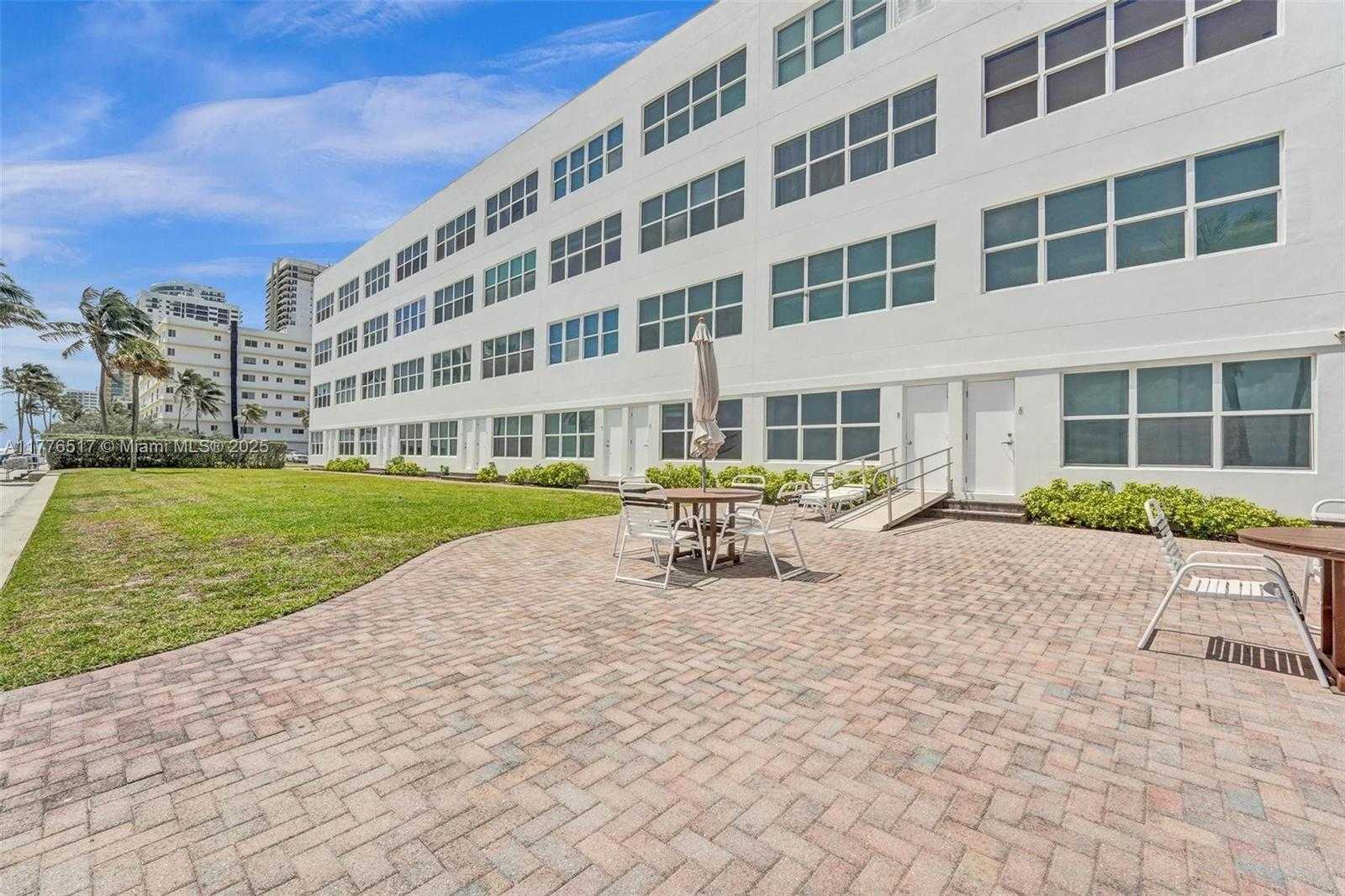 Small Image of 1801 SOUTH SURF RD #2A, Hollywood Number 32
