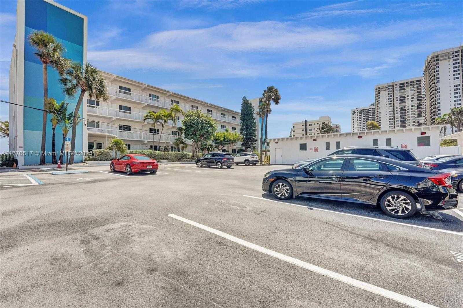 Small Image of 1801 SOUTH SURF RD #2A, Hollywood Number 39