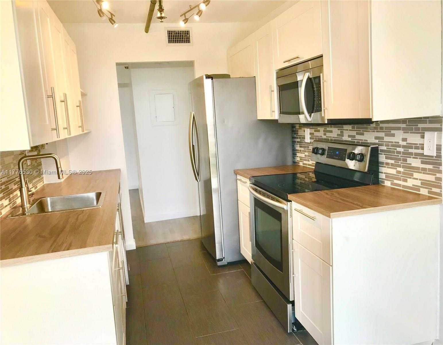 Small Image of 210 174TH ST #702, Sunny Isles Beach Number 18