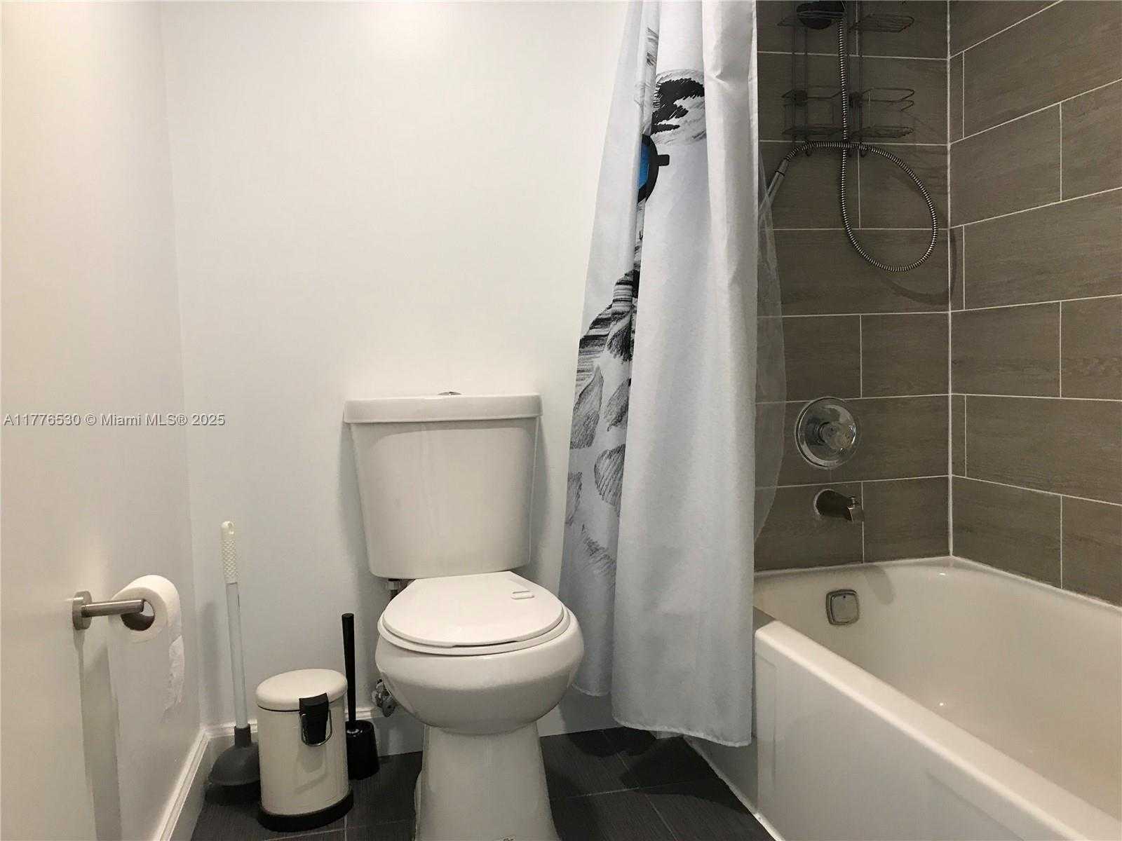 Small Image of 210 174TH ST #702, Sunny Isles Beach Number 35