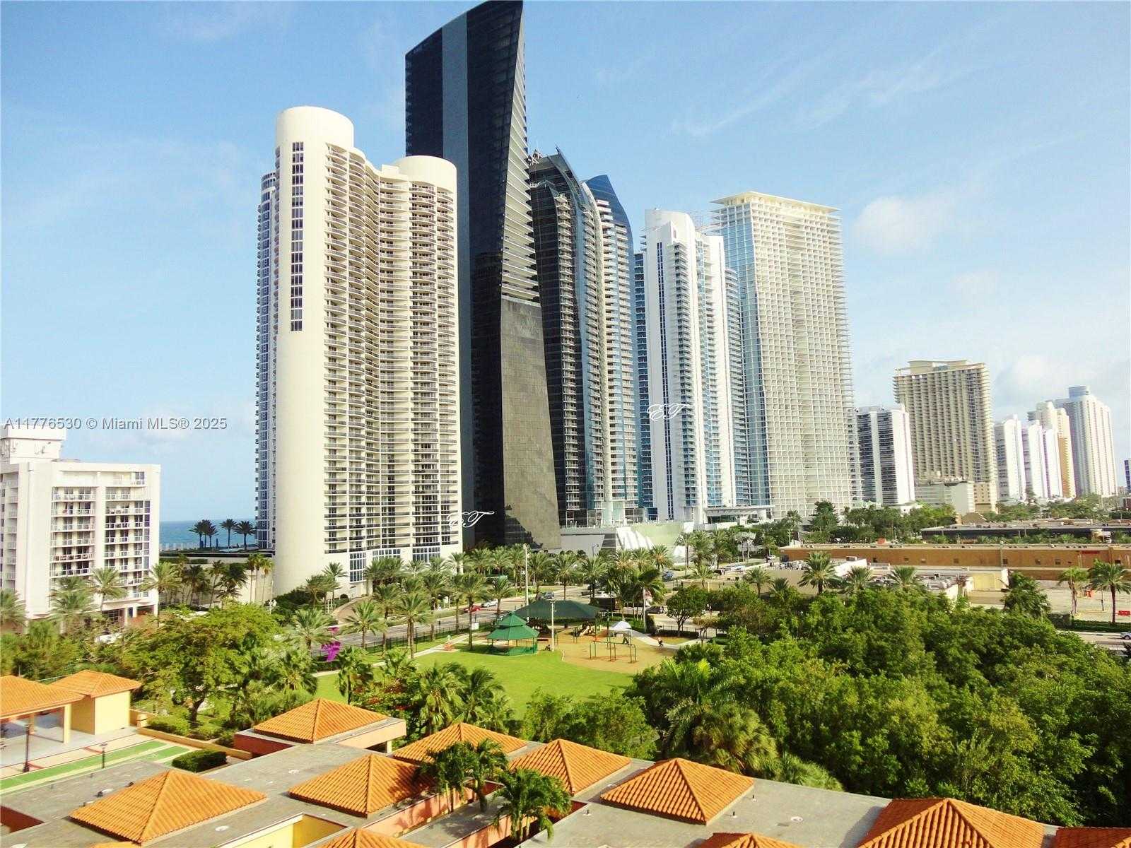 Small Image of 210 174TH ST #702, Sunny Isles Beach Number 5