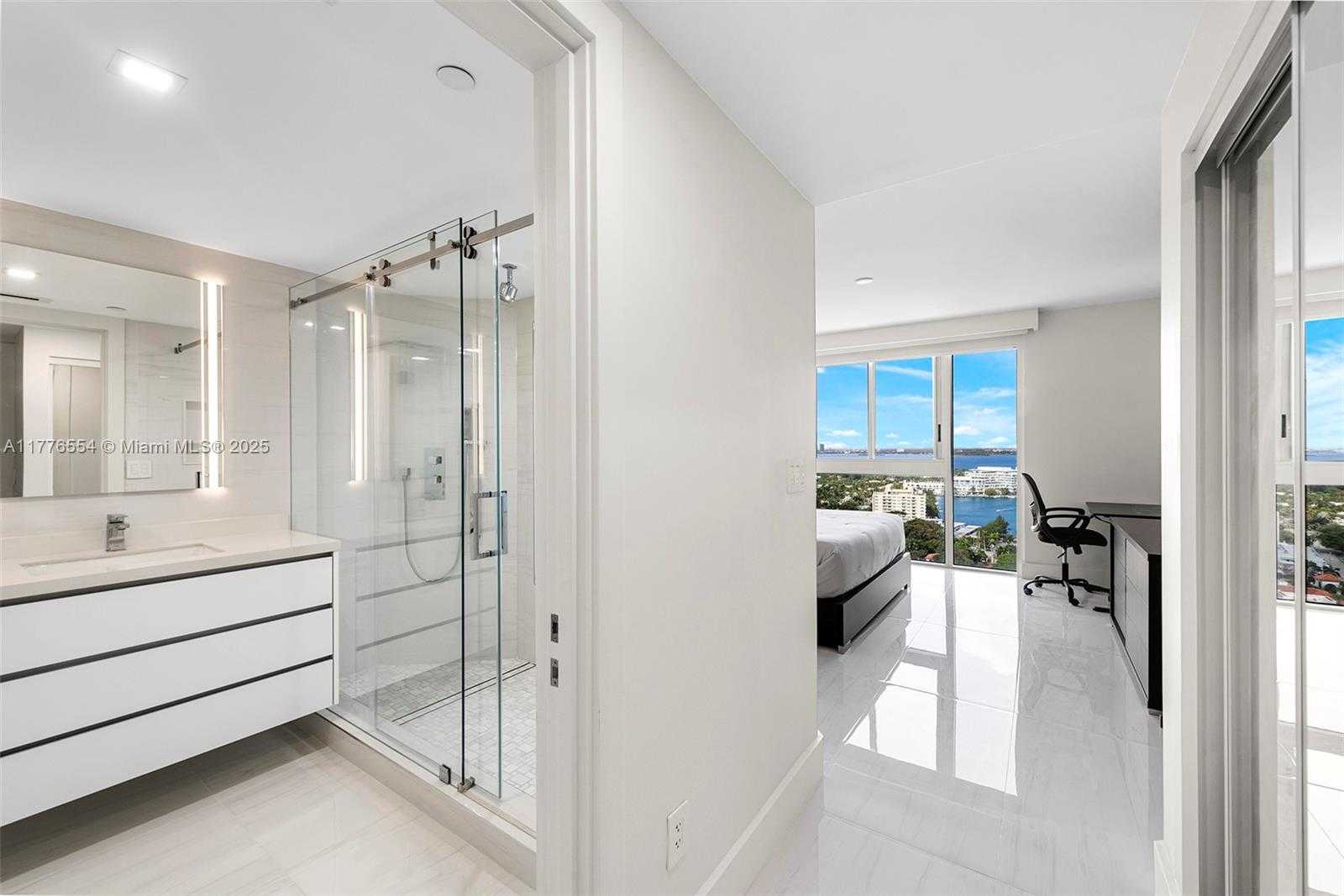 Small Image of 4775 COLLINS AVE #2607, Miami Beach Number 11
