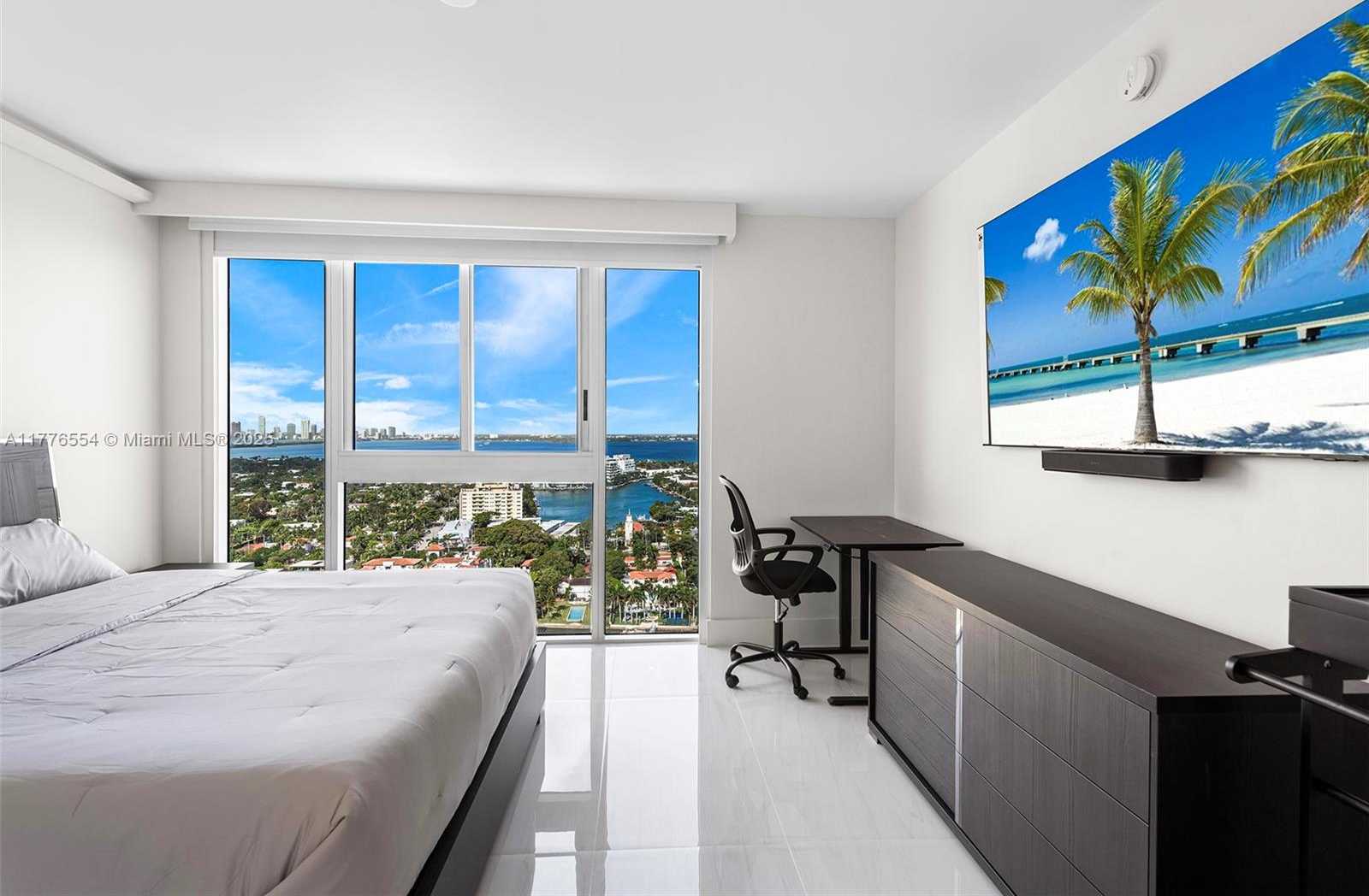 Small Image of 4775 COLLINS AVE #2607, Miami Beach Number 13