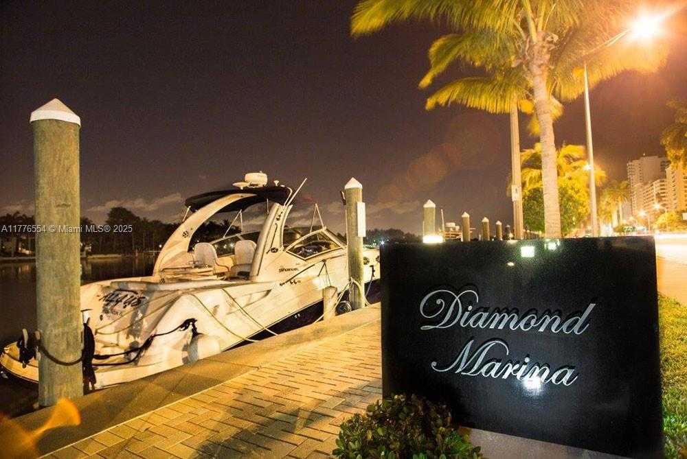 Small Image of 4775 COLLINS AVE #2607, Miami Beach Number 48