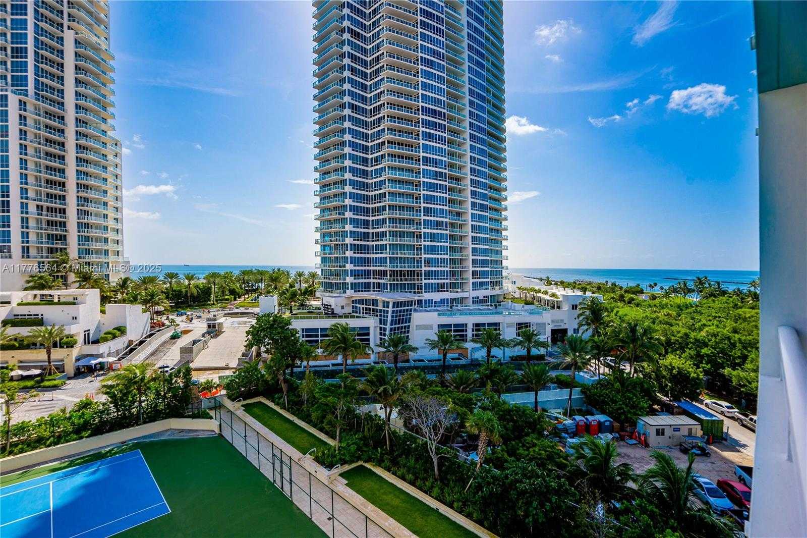 Small Image of 400 SOUTH POINTE DR #702, Miami Beach Number 24