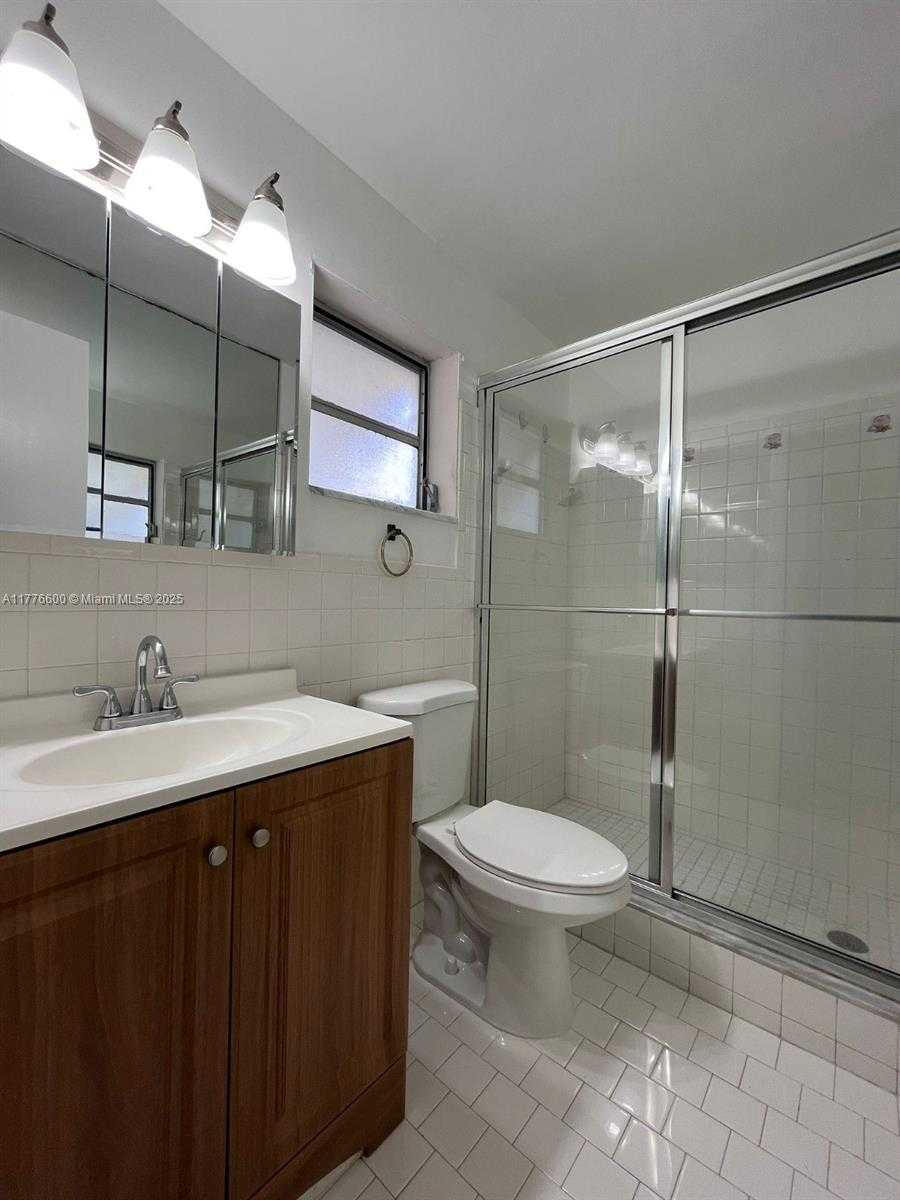 Small Image of 1824 MONROE ST #1, Hollywood Number 10