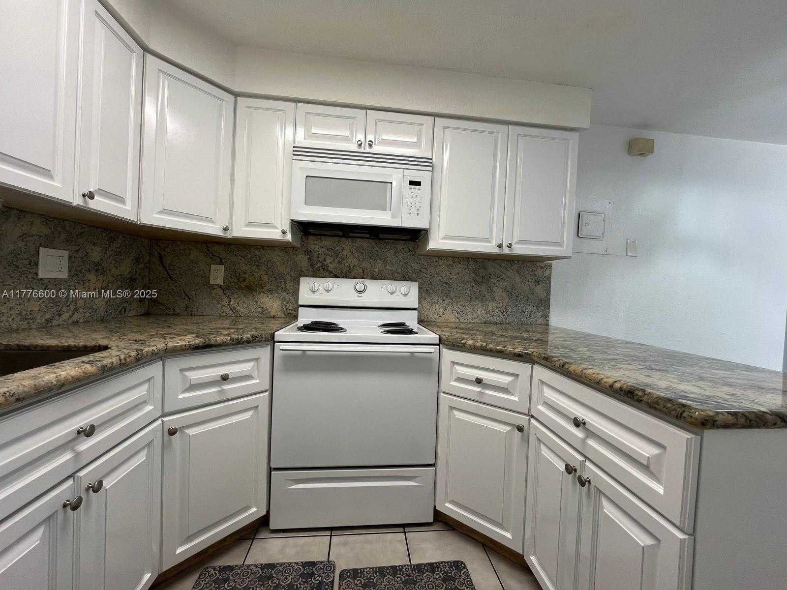 Small Image of 1824 MONROE ST #1, Hollywood Number 7