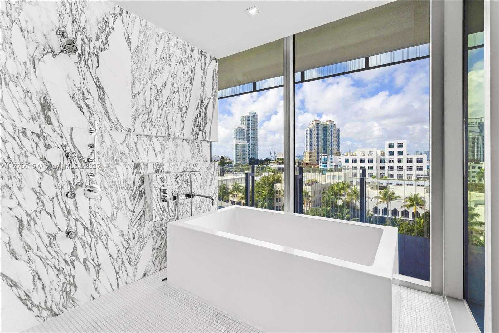 Small Image of 120 OCEAN DR #700, Miami Beach Number 27