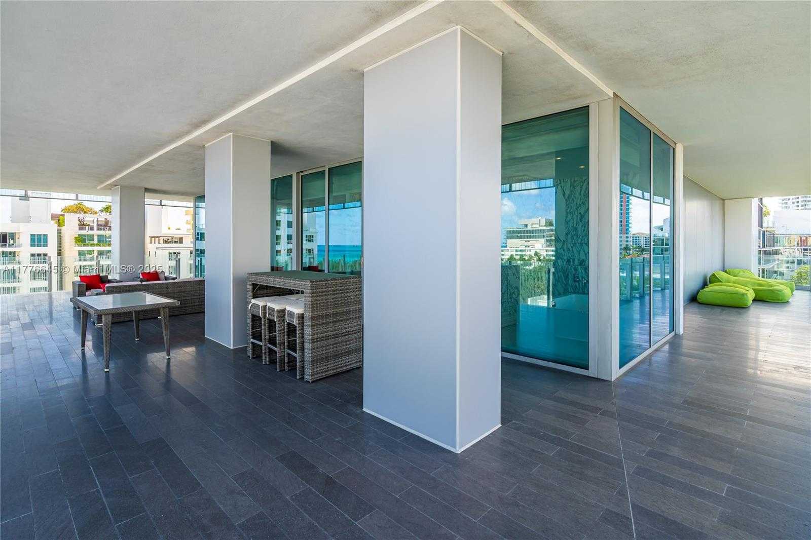 Small Image of 120 OCEAN DR #700, Miami Beach Number 35