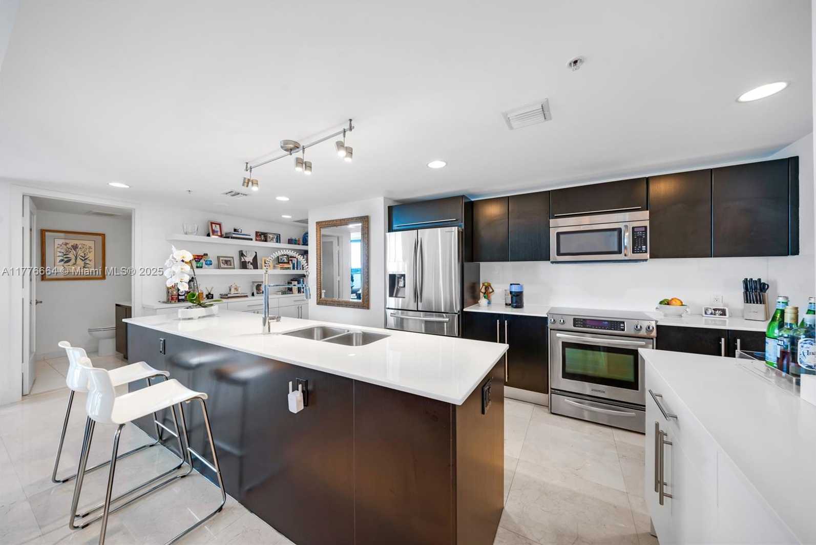 Small Image of 665 NORTH EAST 25TH ST #1201, Miami Number 14