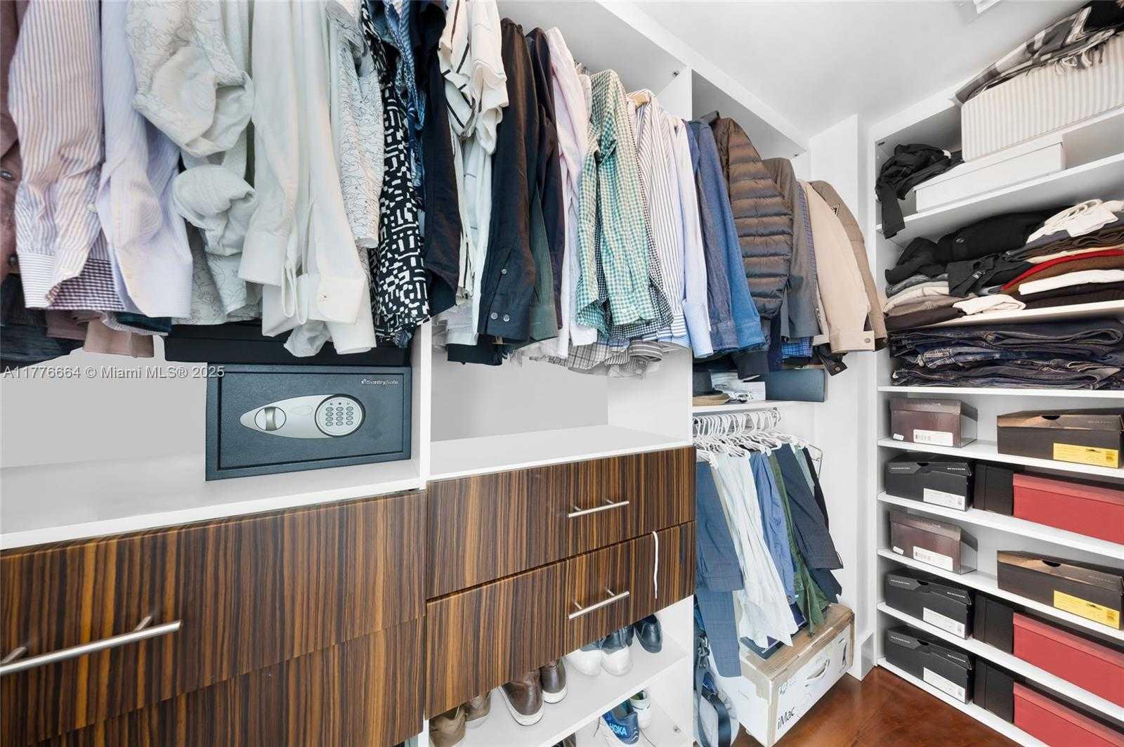 Small Image of 665 NORTH EAST 25TH ST #1201, Miami Number 26