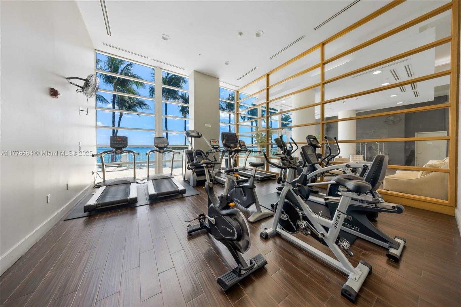 Small Image of 665 NORTH EAST 25TH ST #1201, Miami Number 37