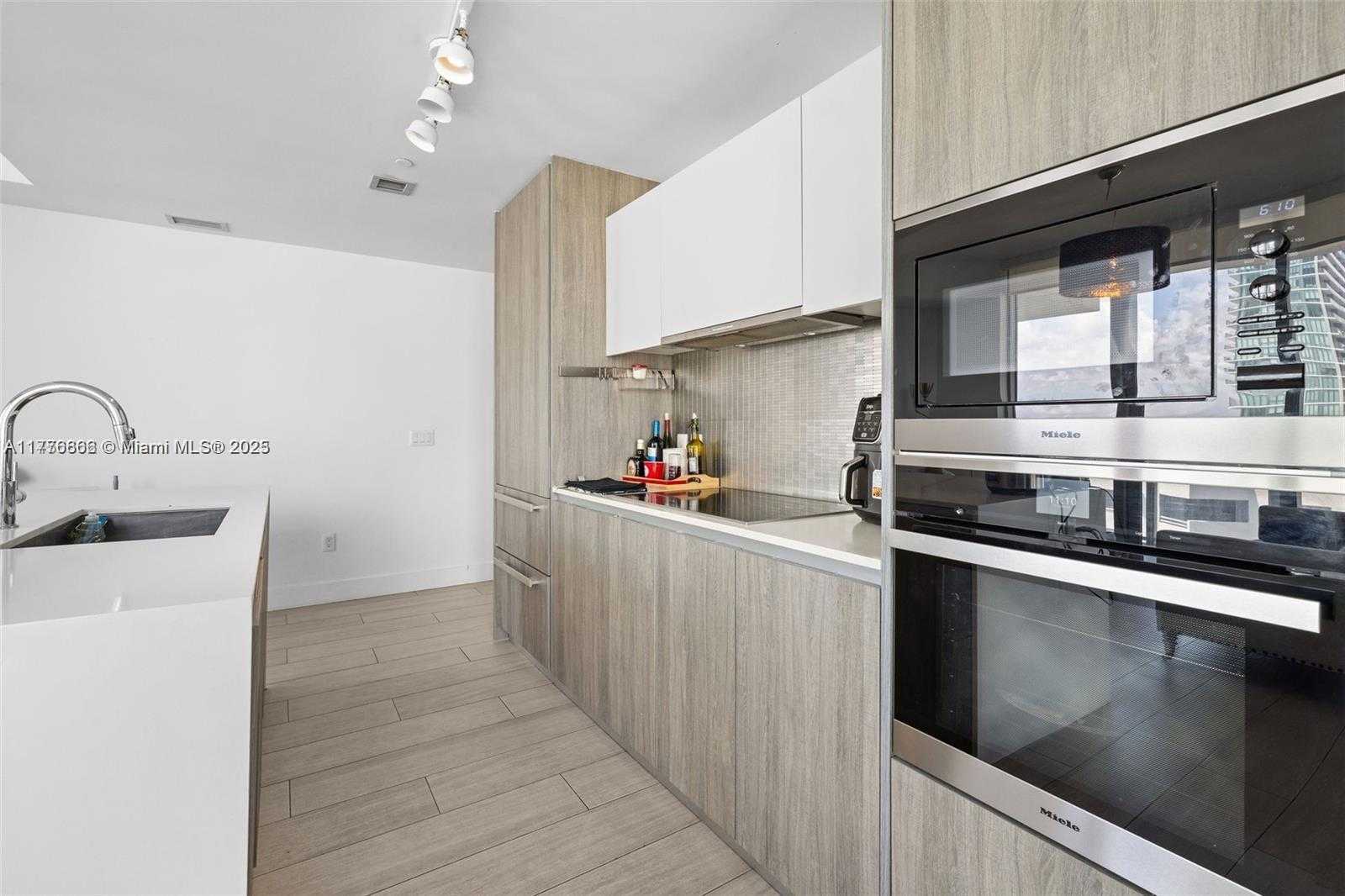 Small Image of 2900 NORTH EAST 7TH AVE #901, Miami Number 11