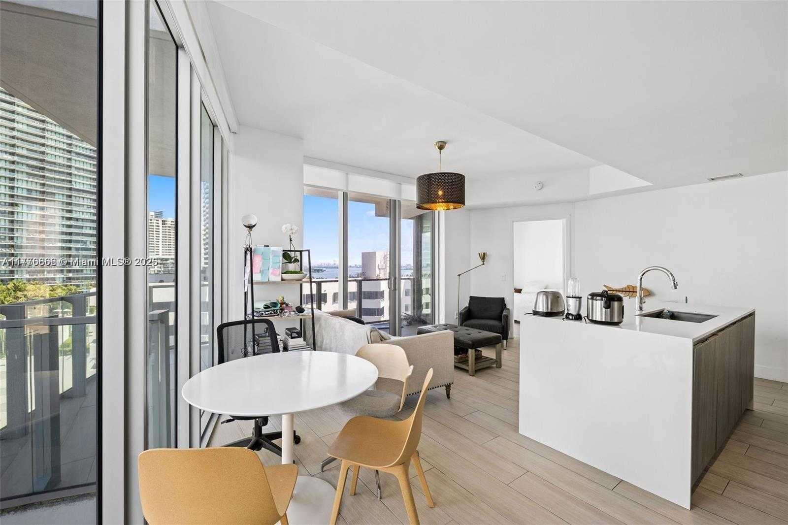Small Image of 2900 NORTH EAST 7TH AVE #901, Miami Number 12