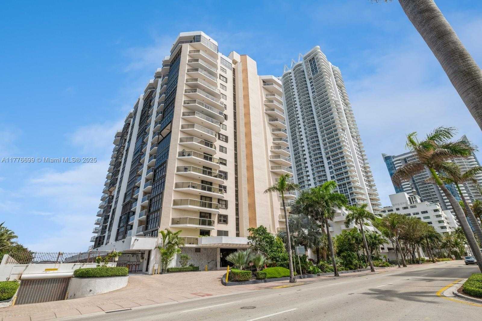 Small Image of 6423 COLLINS AVE #1602, Miami Beach Number 19