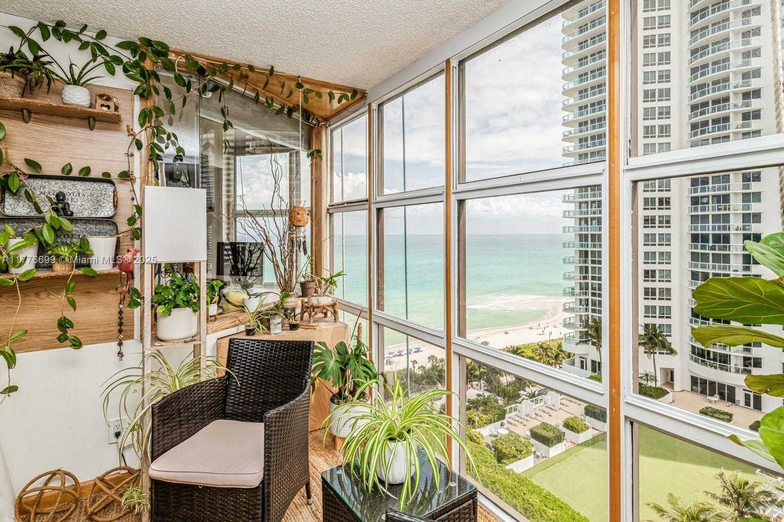 Small Image of 6423 COLLINS AVE #1602, Miami Beach Number 7