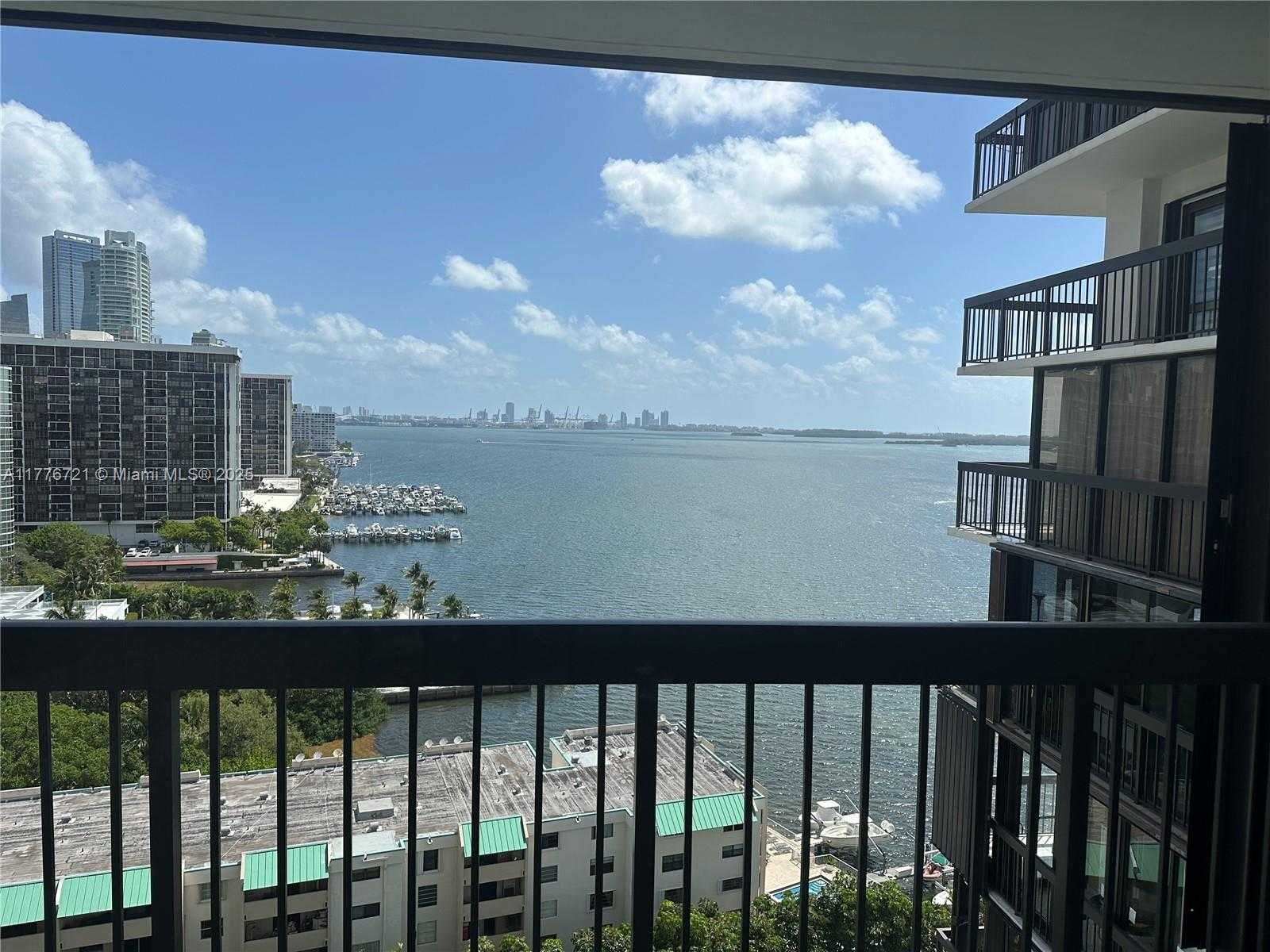Small Image of 2333 BRICKELL AVE #1607, Miami Number 3