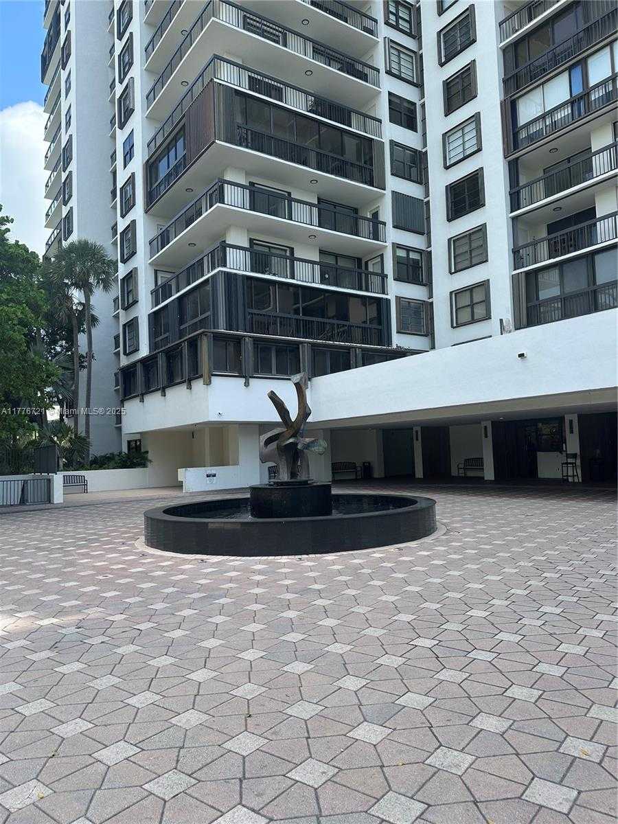 Small Image of 2333 BRICKELL AVE #1607, Miami Number 8