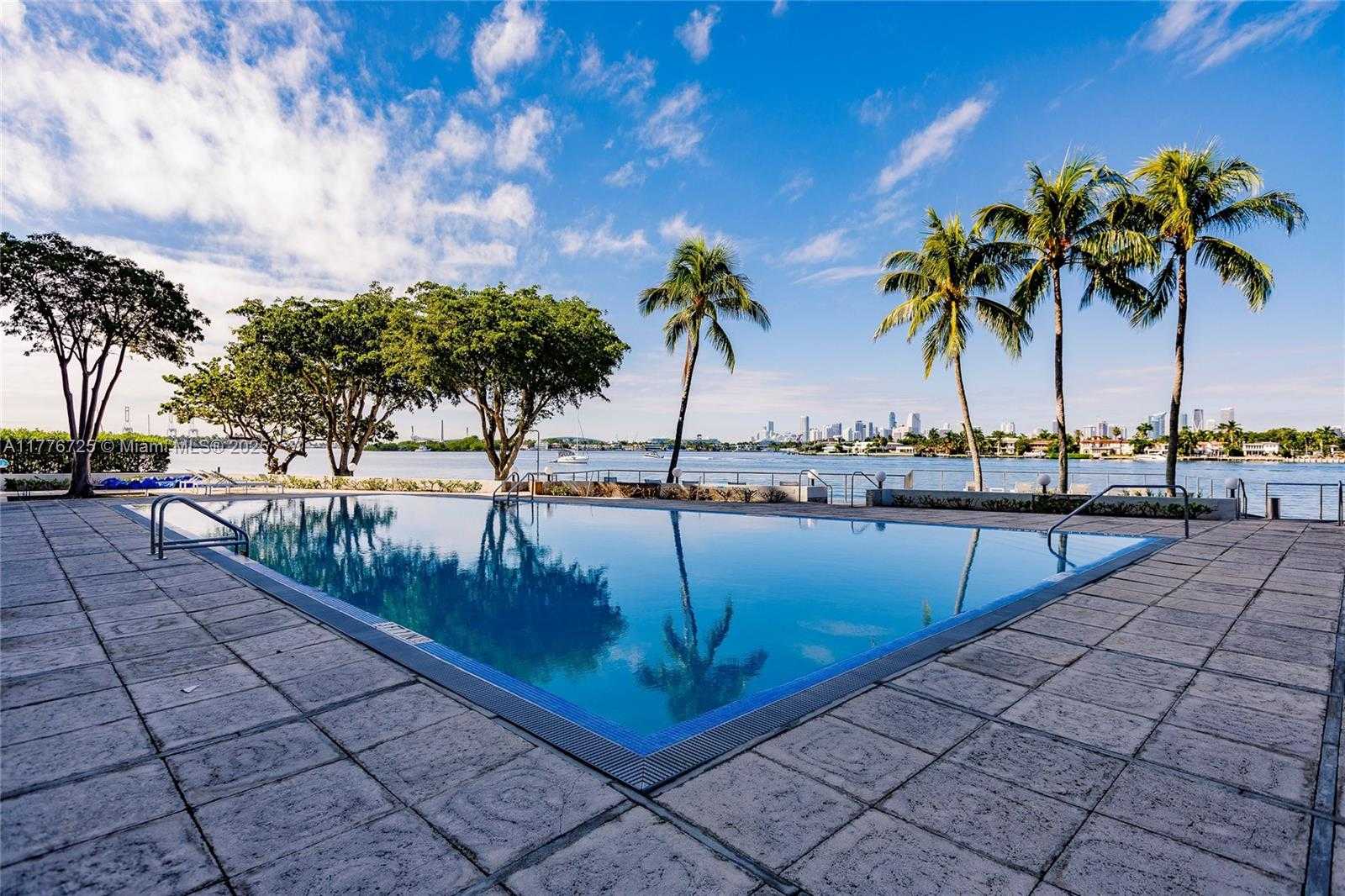 Small Image of 3 ISLAND AVE #7A, Miami Beach Number 9