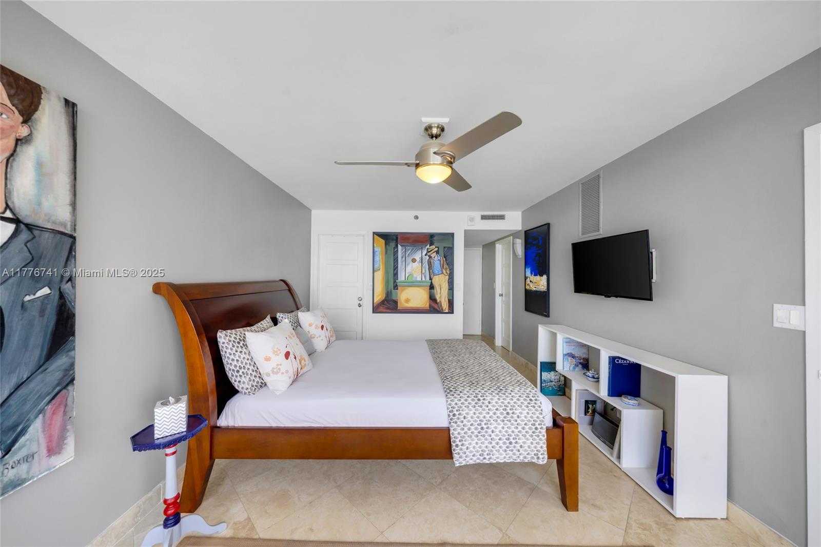 Small Image of 7601 EAST TREASURE DR #1214, North Bay Village Number 21
