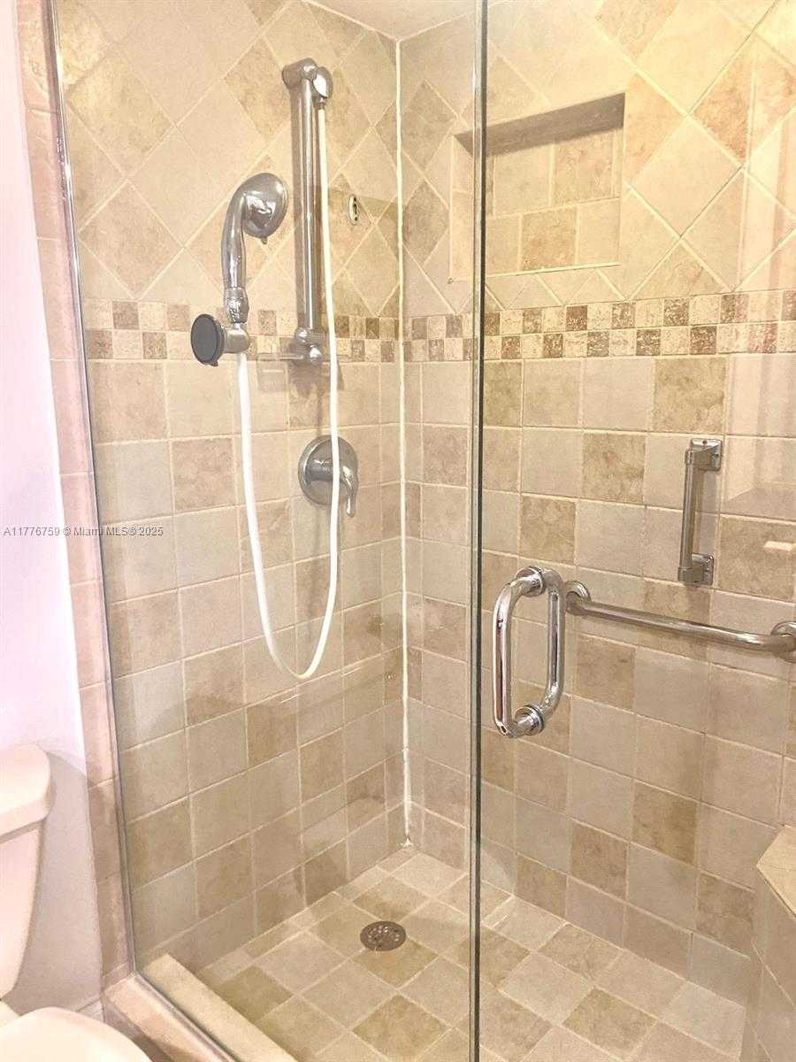 Small Image of 251 174TH ST #515, Sunny Isles Beach Number 7