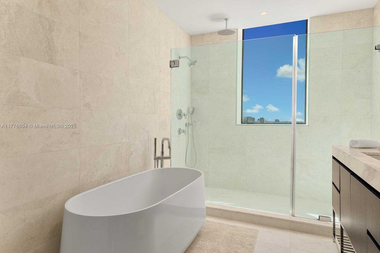 Small Image of 340 WEST 42ND ST #601, Miami Beach Number 10