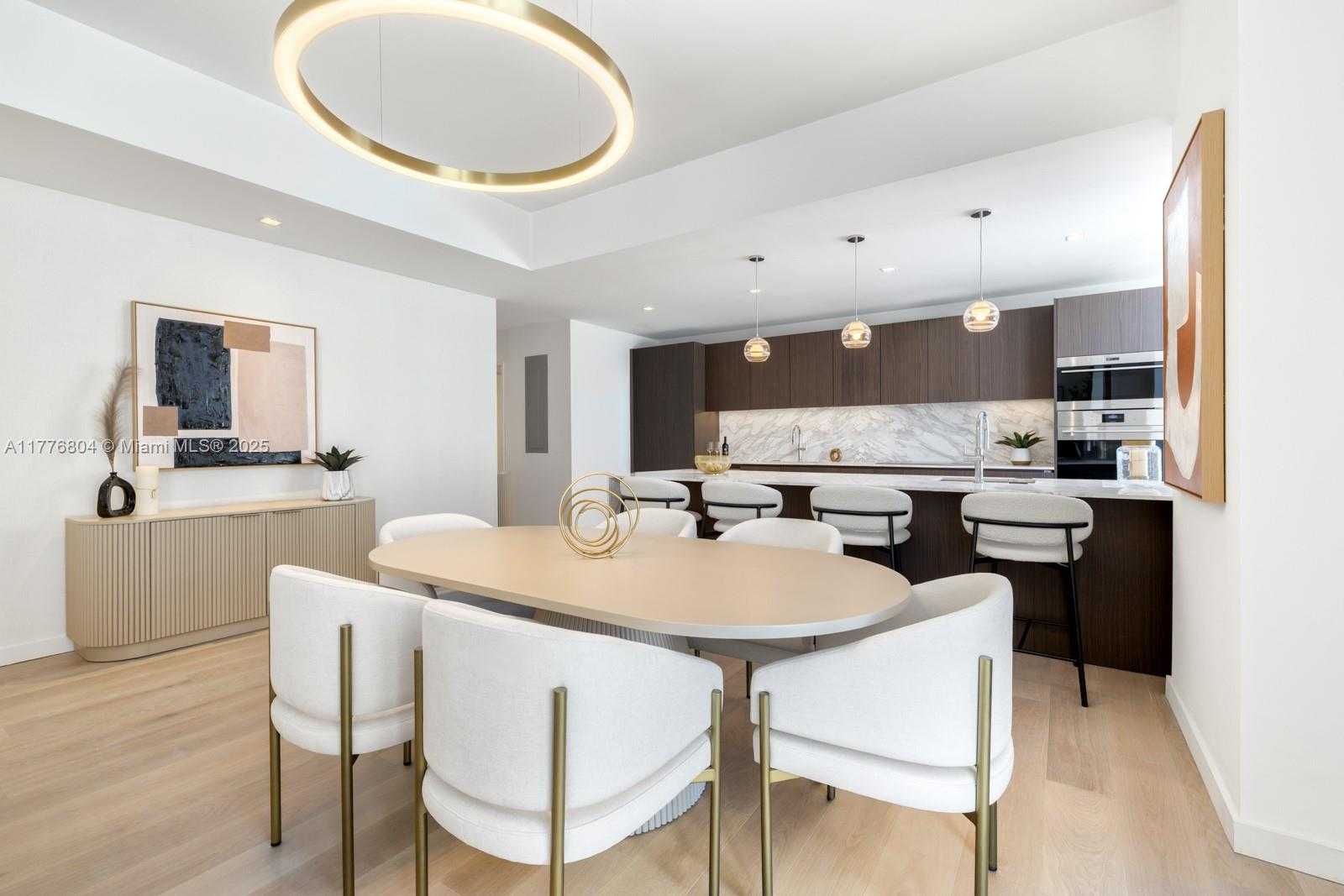 Small Image of 340 WEST 42ND ST #601, Miami Beach Number 2