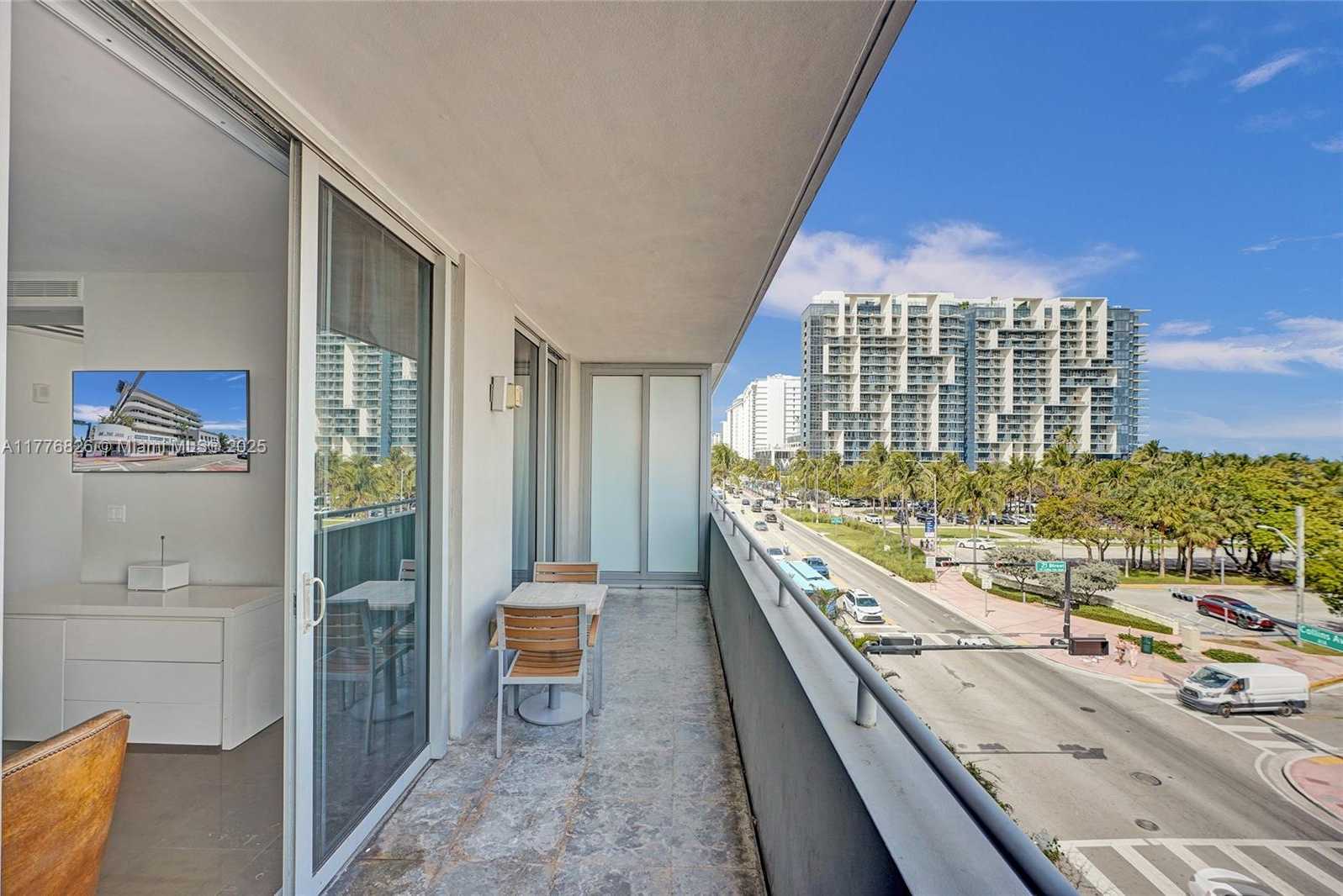 Small Image of 220 21ST ST #405, Miami Beach Number 13