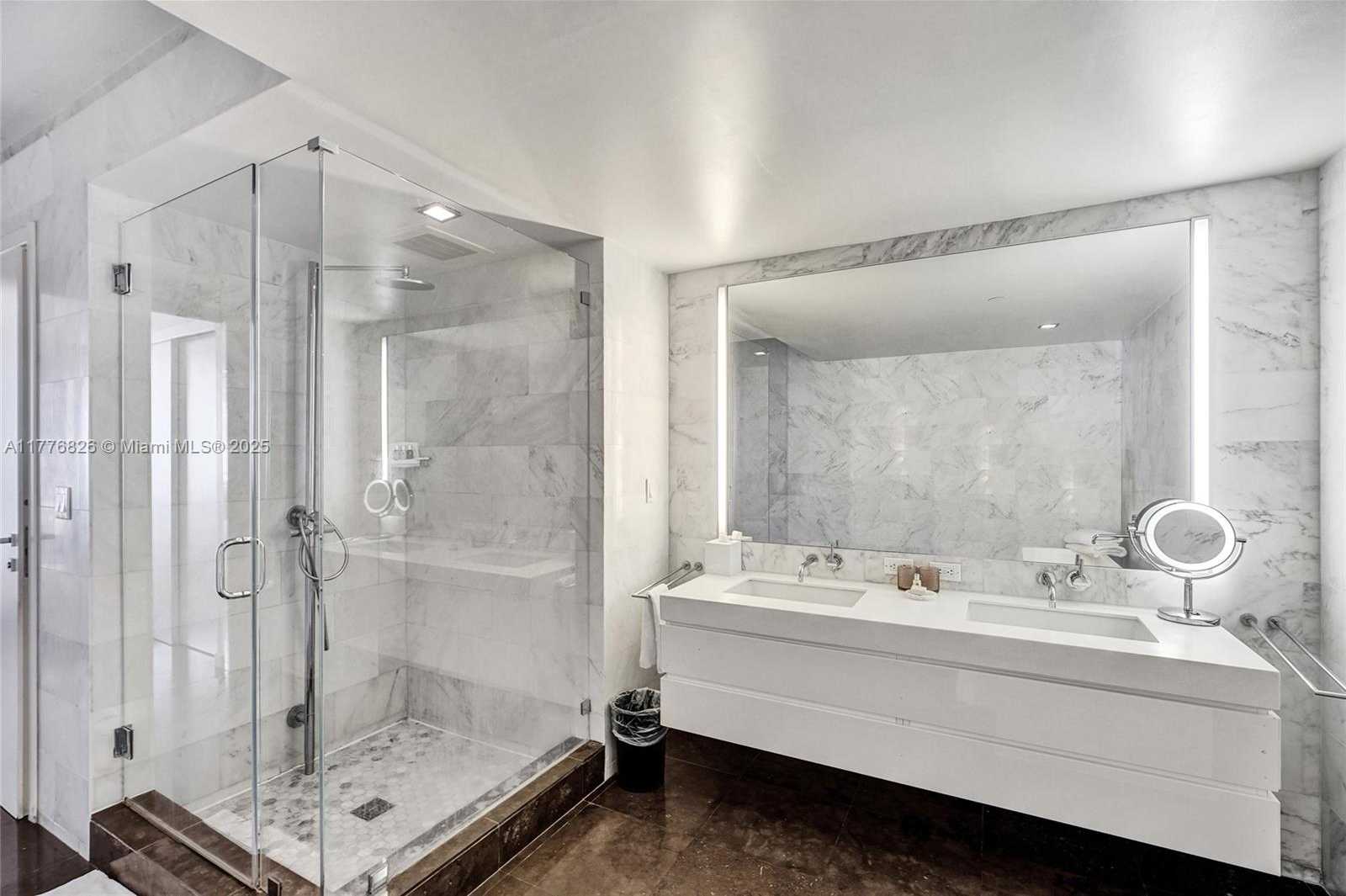 Small Image of 220 21ST ST #405, Miami Beach Number 16
