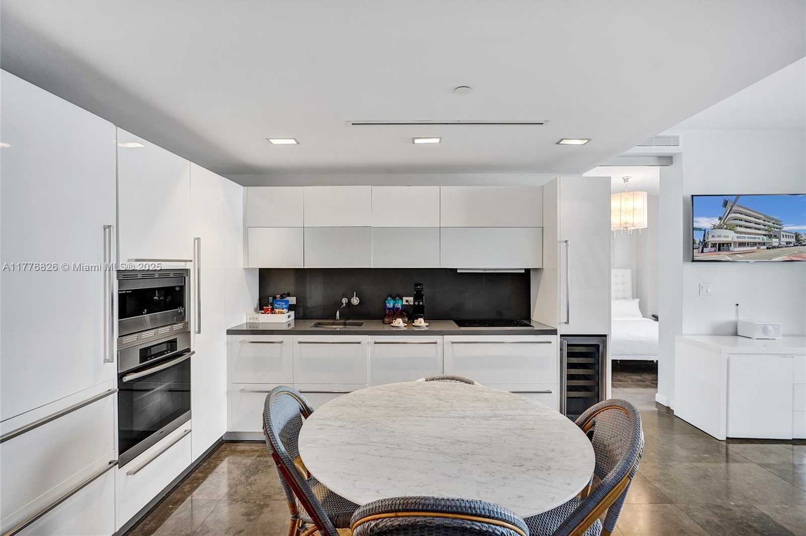 Small Image of 220 21ST ST #405, Miami Beach Number 24