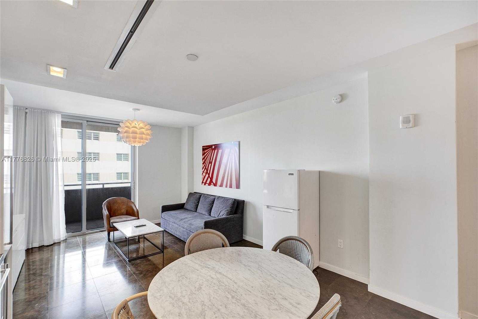 Small Image of 220 21ST ST #405, Miami Beach Number 25
